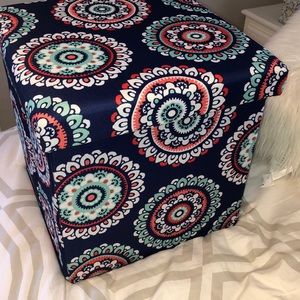 Floral print Ottoman